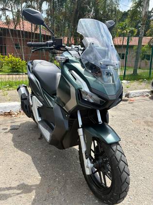 HONDA ADV 